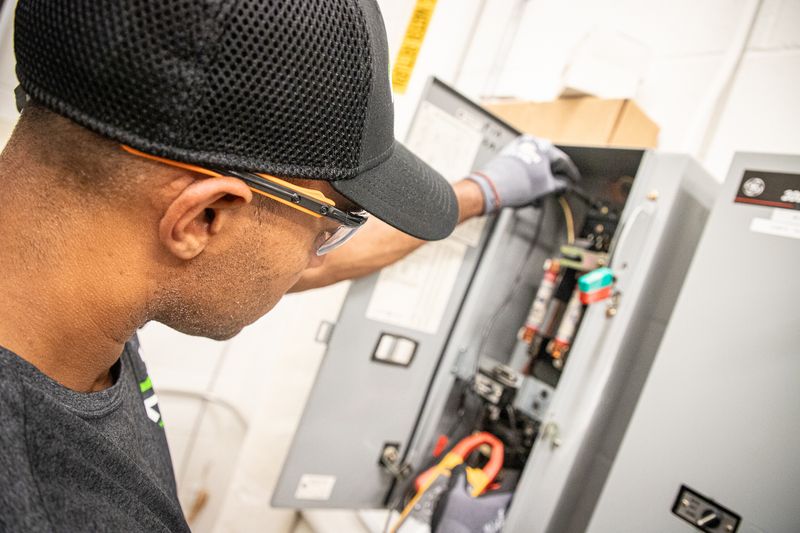 Electrical Contractor in Coon Rapids MN 55448
